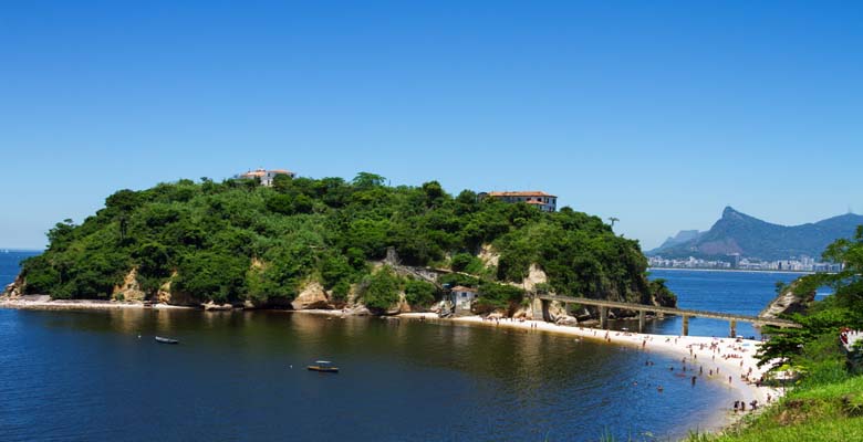 Ilhas paradisíacas do Brasil estão à venda por até R$ 30 milhões