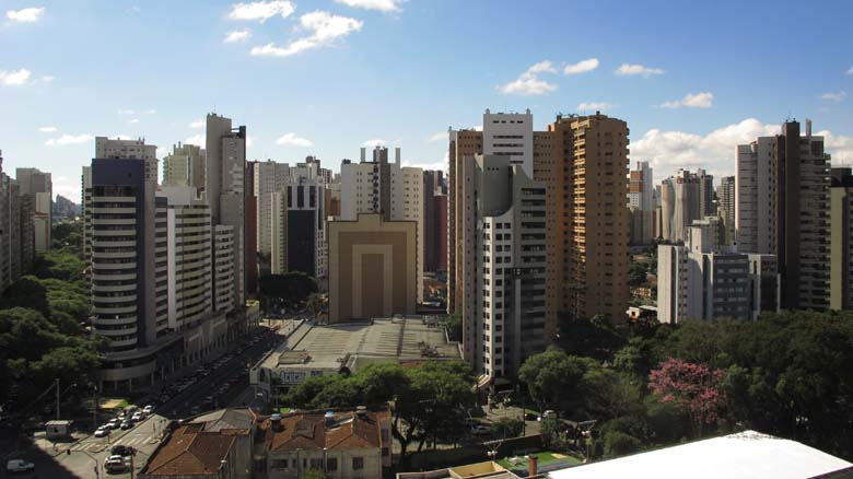 Câmara de Curitiba aprova aumento do IPTU e ITBI, que agora segue para sanção