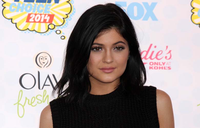 Aos 17 anos, Kylie Jenner quer comprar mansão de US$ 2,7 milhões