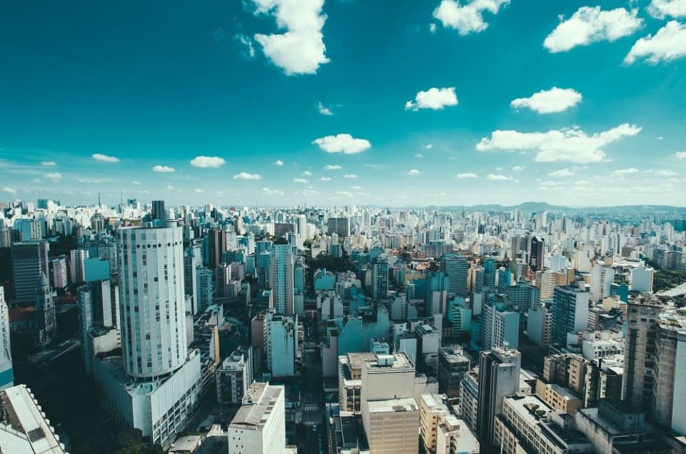 10 cidades brasileiras onde imóveis valorizaram mais em 2022