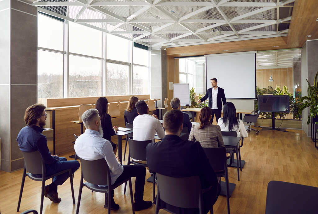 Curso para corretor de imóveis: opções do básico ao avançado